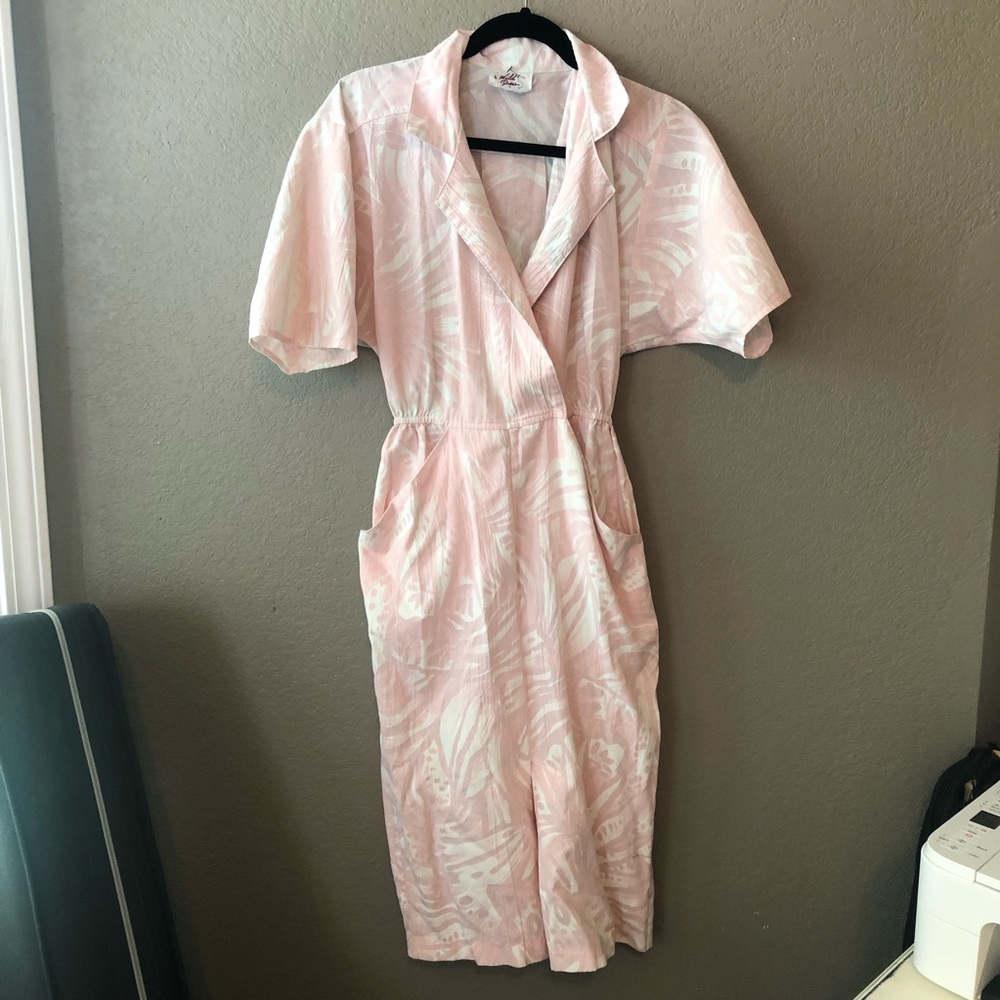 Vintage 💫 Pink & White Dress